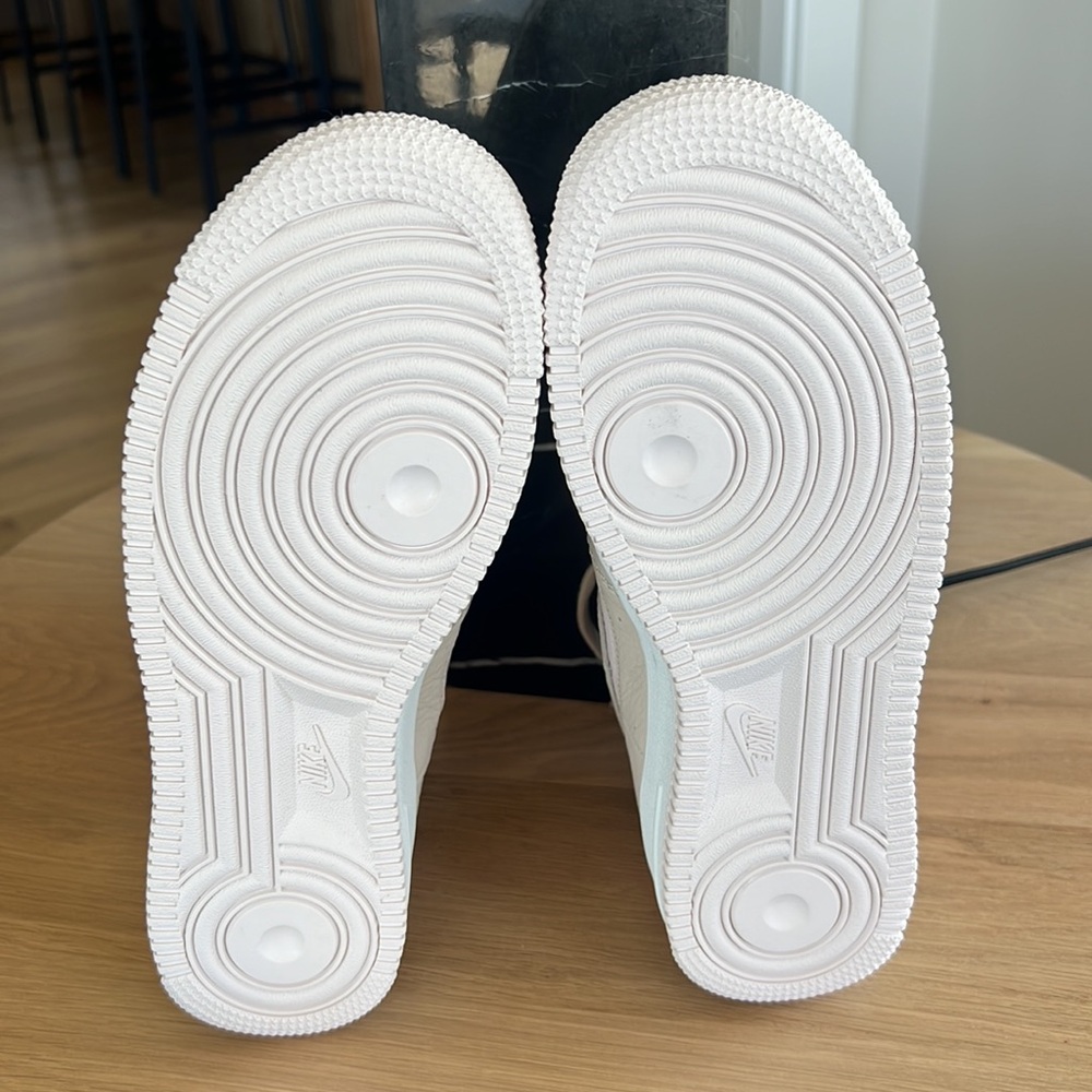 Nike Air Force 1 Sculpt Shoes - Picture 14 of 15